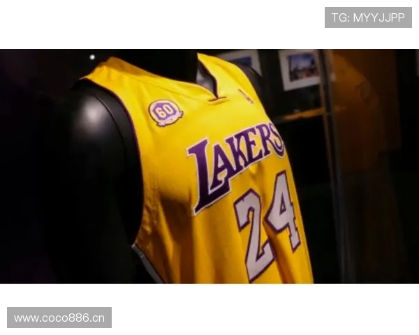 科比·布莱恩特钱多得像影帝，度假行李却全是训练装备，真离谱